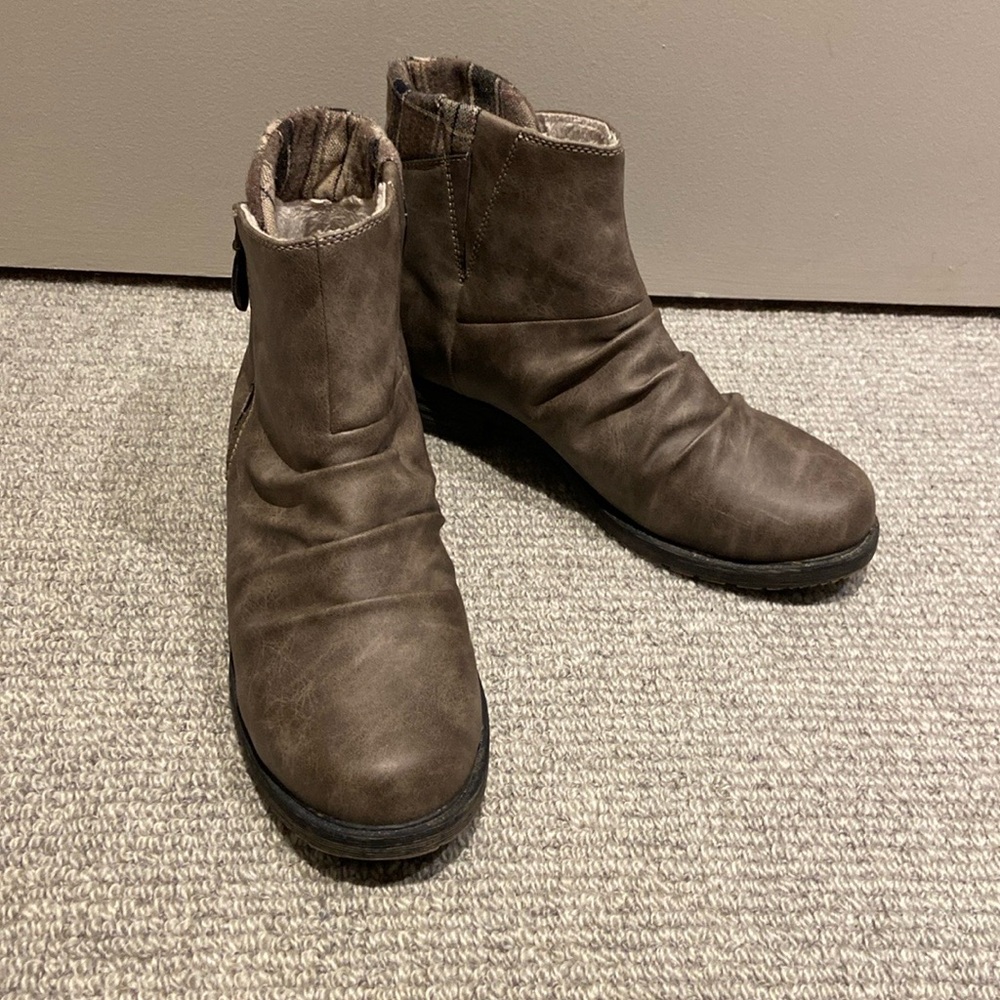 Sporto HOLLY Brown Ruched Barefoot Wool Blocked Heel Ankle Boots Size 8.5M